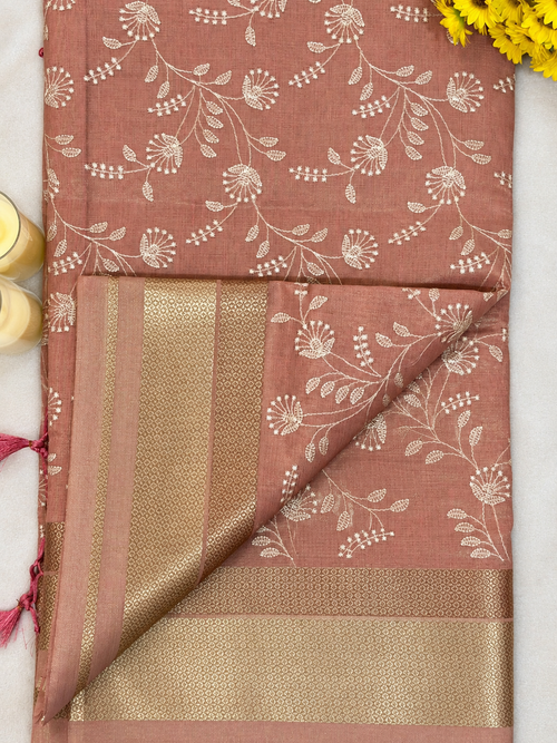 Dusty Rose Pink Floral Tissue Saree – unfolded view showing zari border detail